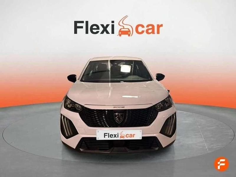 Usado Peugeot 2008 Active 101 CV (74 kW) 2023 Gris SUV