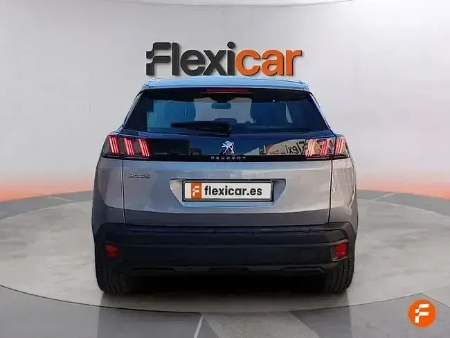 Usado Peugeot 3008 Active 130 CV (95 kW) 2021 Gris SUV