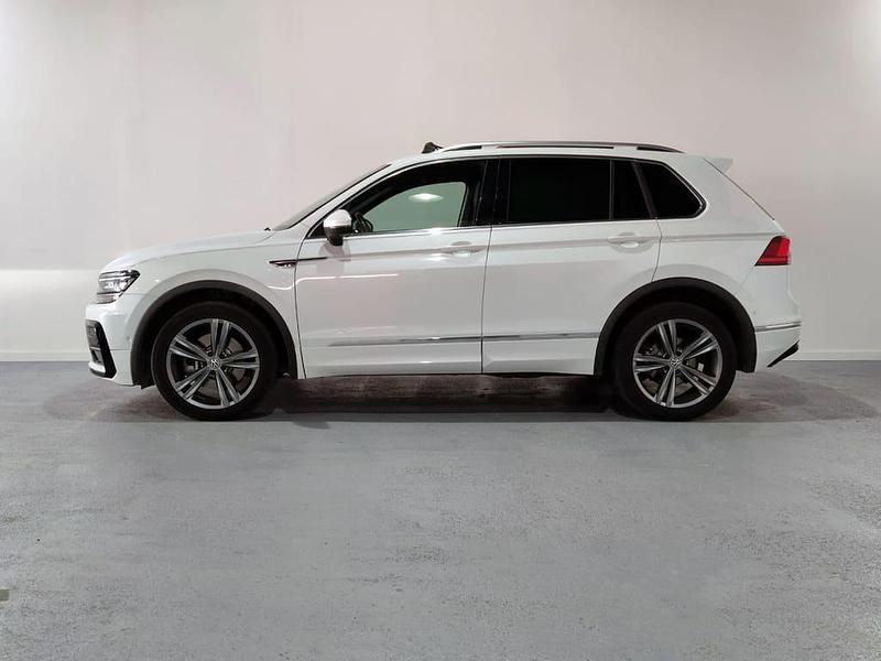 Usado VW Tiguan Sportline 150 CV (110 kW) 2019 Blanco SUV