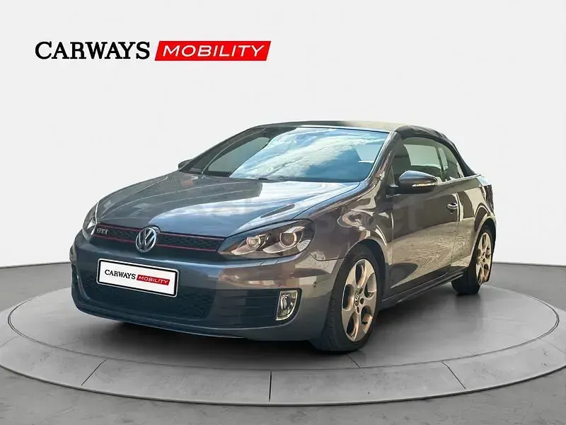 Usado VW Golf Cabriolet GTI 210 CV (154 kW) 2012 Gris / plata Descapotable