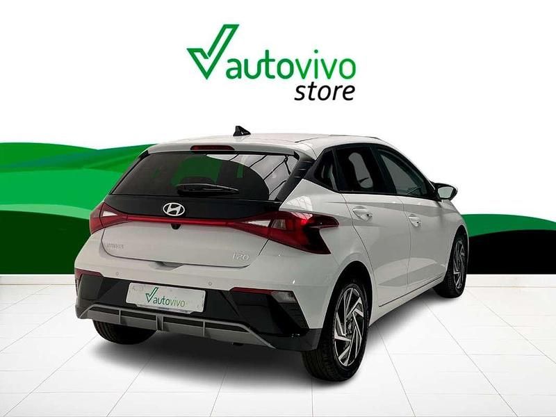 Blanco Nuevo 2024 Hyundai i20 Utilitario | 18.100 € (Precio justo) - Imagen 1/3
