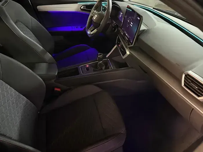 Nuevo Seat Leon FR 150 CV (110 kW) 2026 Azul