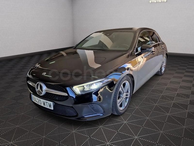 Usado Mercedes A180 116 CV (85 kW) 2018 Negro Berlina