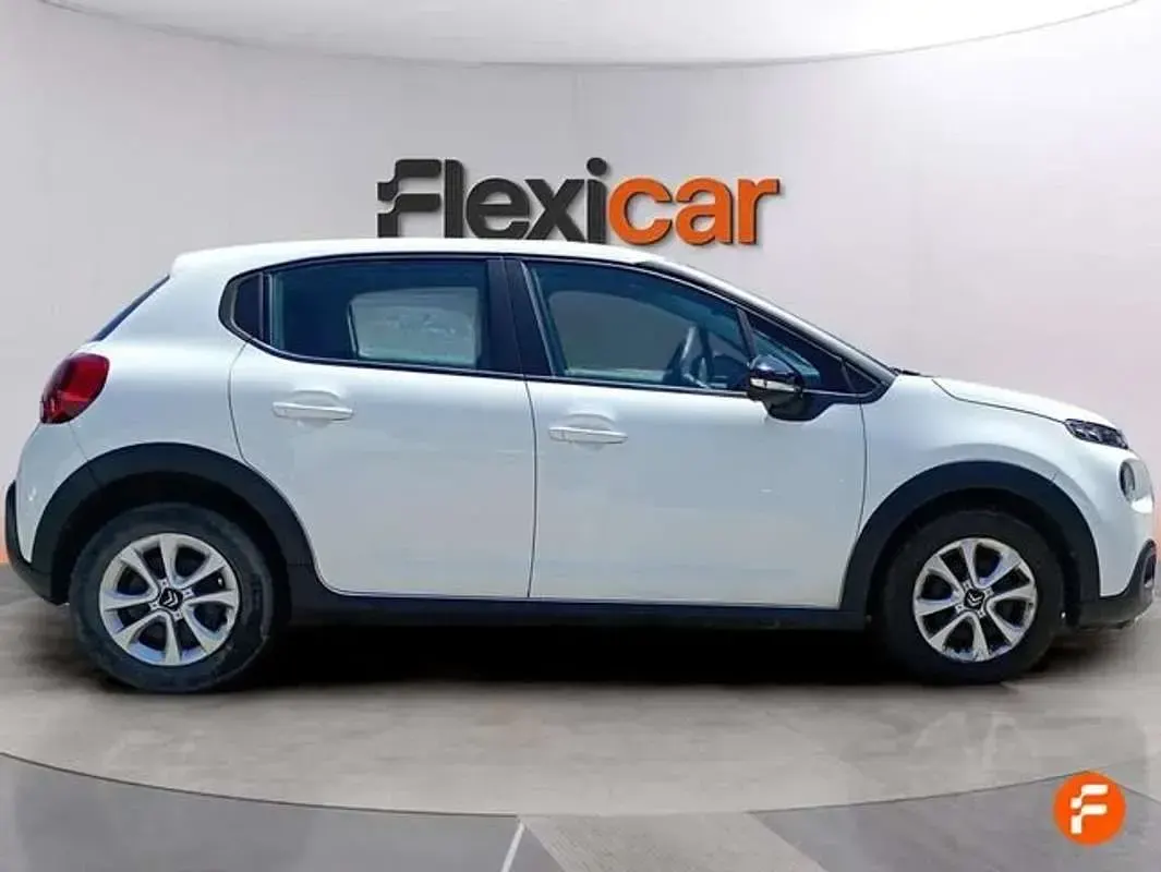 Usado Citroën C3 Feel 99 CV (72 kW) 2019 Blanco Utilitario