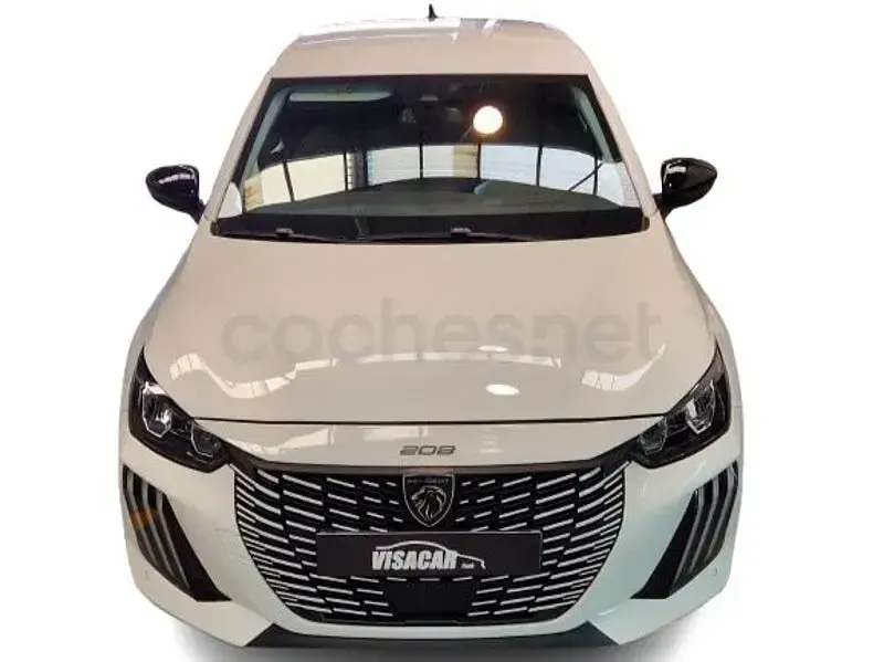 Usado Peugeot 208 Allure 100 CV (73 kW) 2025 Blanco Utilitario
