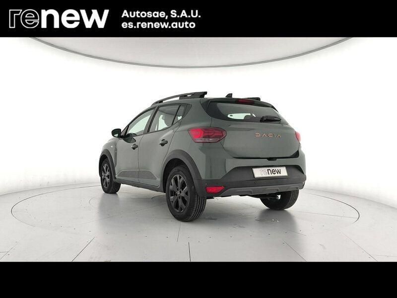 Usado Dacia Sandero Extreme 101 CV (74 kW) 2025 Verde Berlina