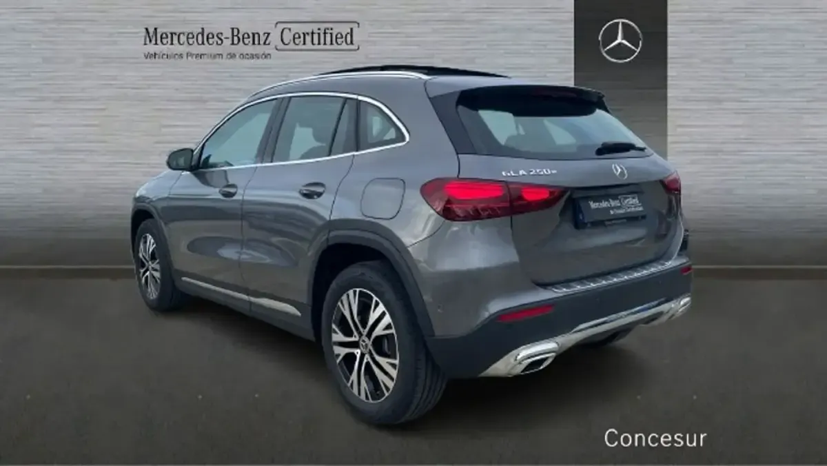 Nuevo Mercedes GLA250 217 CV (159 kW) 2025 Gris SUV