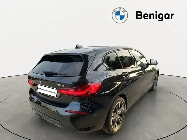 Usado BMW 116 Shadowline 116 CV (85 kW) 2024 Negro Utilitario