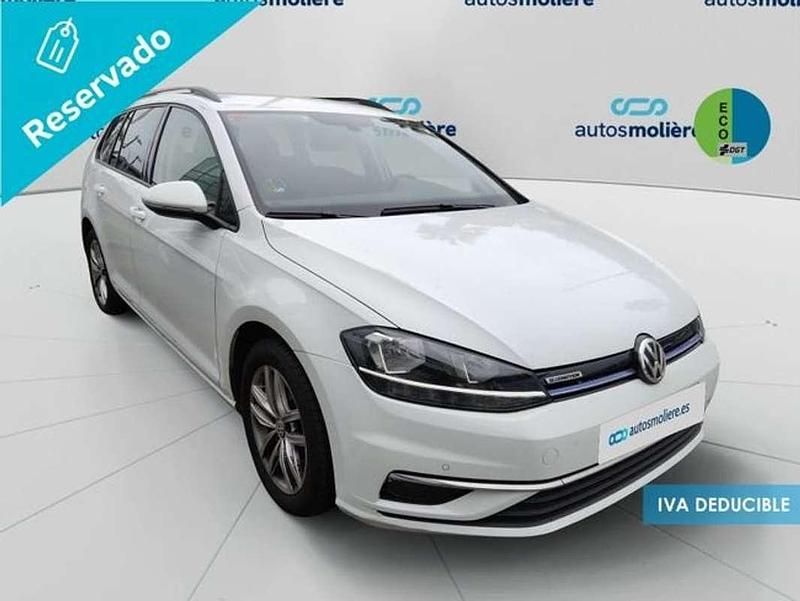 Usado VW Golf VIII Advance 131 CV (96 kW) 2021 Blanco Familiar