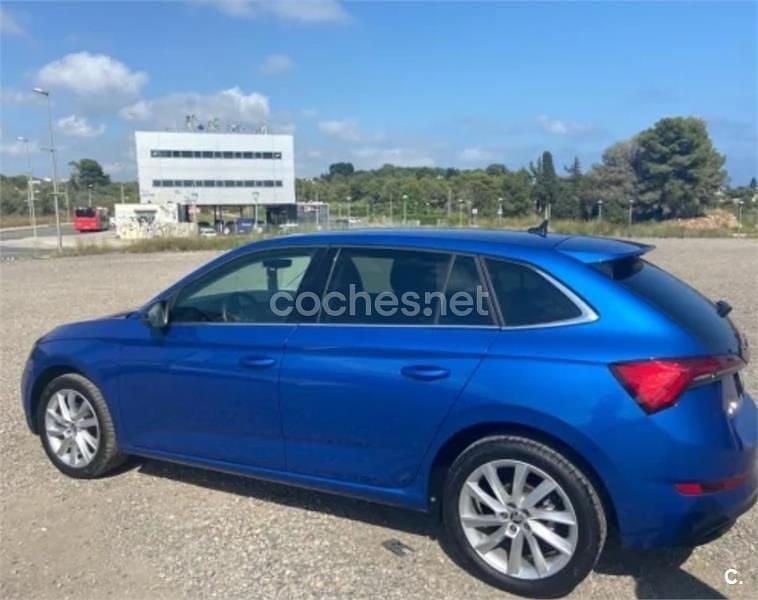 Usado Skoda Scala Ambition 115 CV (84 kW) 2020 Azul Utilitario