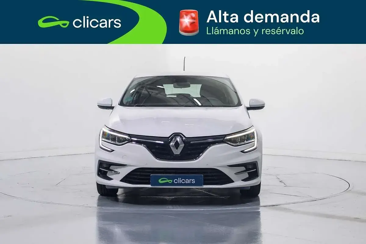 Usado Renault Mégane GrandTour Equilibre 116 CV (85 kW) 2023 Blanco Familiar