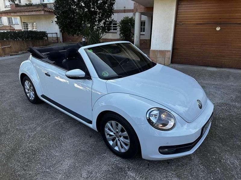 Usado VW Beetle Design 105 CV (77 kW) 2015 Blanco Utilitario