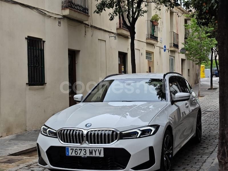 Usado BMW 330e Comfort Edition 292 CV (214 kW) 2023 Blanco Familiar