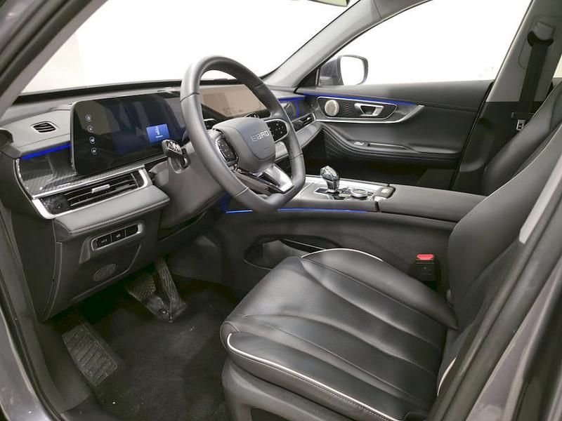 Usado Ebro s700 Luxury 147 CV (108 kW) 2025 Gris SUV