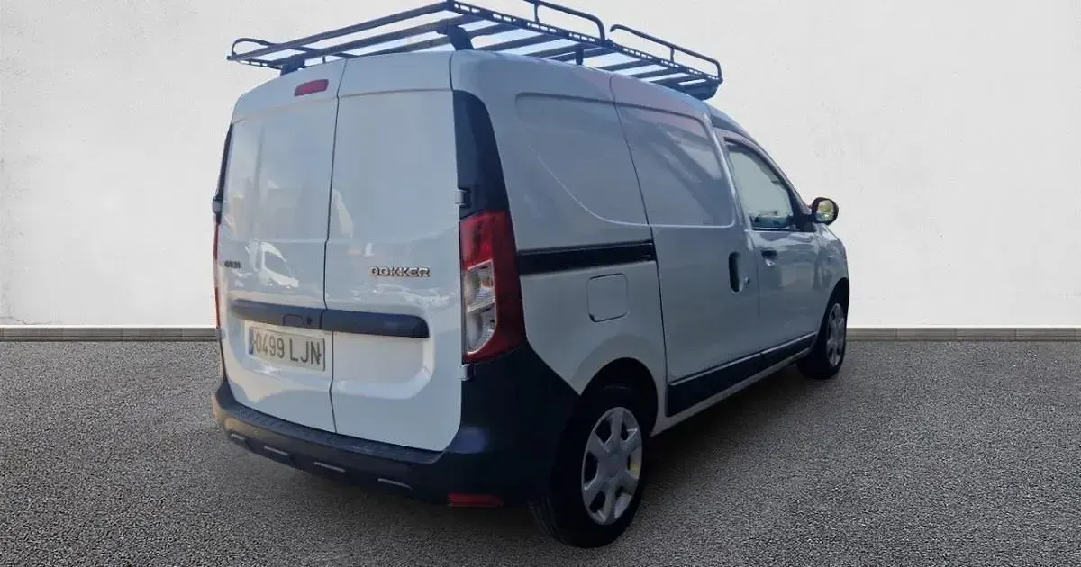 Käytetty Dacia Dokker Essentiel 95 HP (69 kW) 2020 Tila-auto