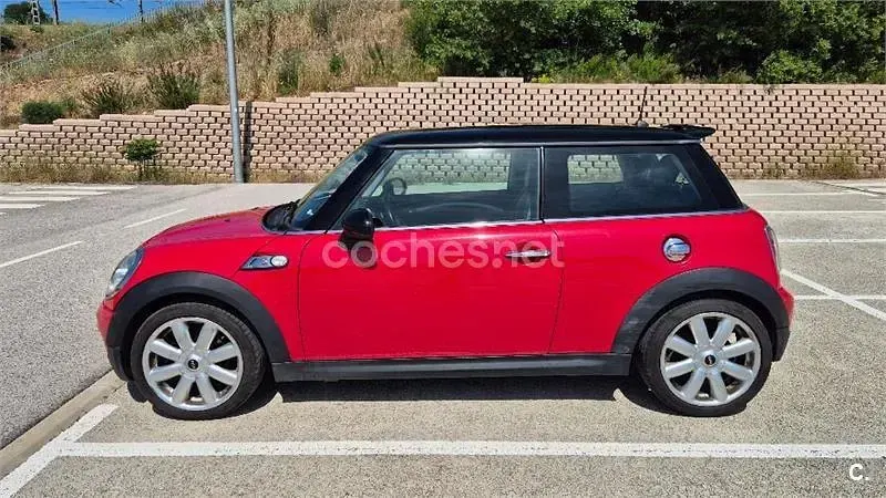Usado Mini Cooper S 175 CV (128 kW) 2010 Rojo Utilitario