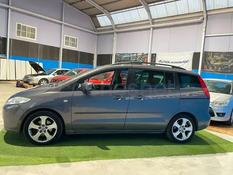 Usado Mazda 5 Sportive 143 CV (105 kW) 2007 Gris / plata Monovolumen