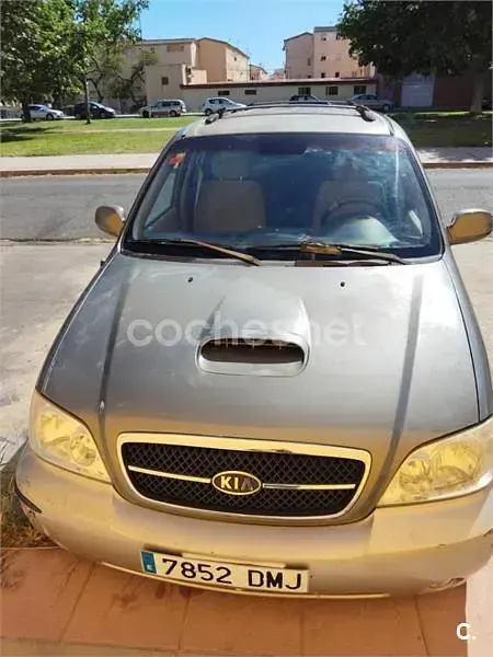 Usado Kia Carnival EX 144 CV (105 kW) 2005 Verde Monovolumen