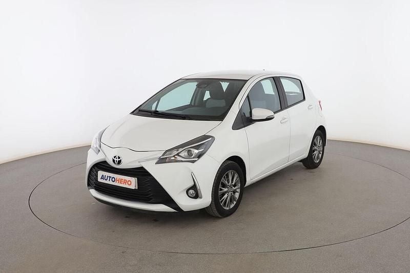 Blanco Usado 2020 Toyota Yaris Active Utilitario | 15.399 € (Precio justo) - Imagen 1/3