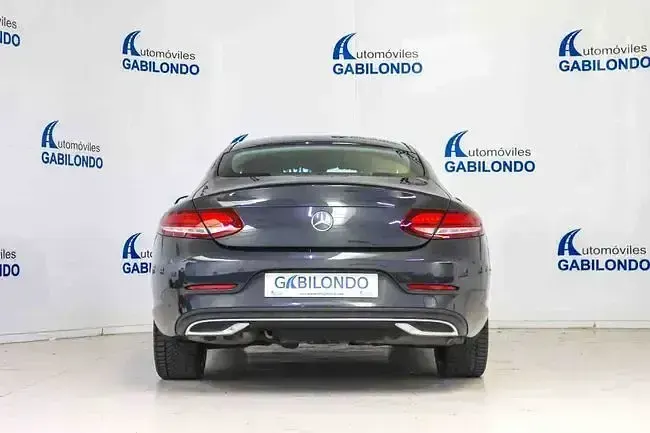 Usado Mercedes C220 194 CV (142 kW) 2020 Gris Coupe