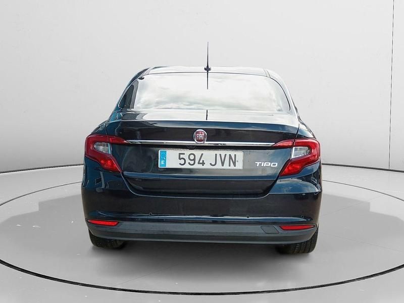 Usado Fiat Tipo Lounge 120 CV (88 kW) 2016 Negro Berlina