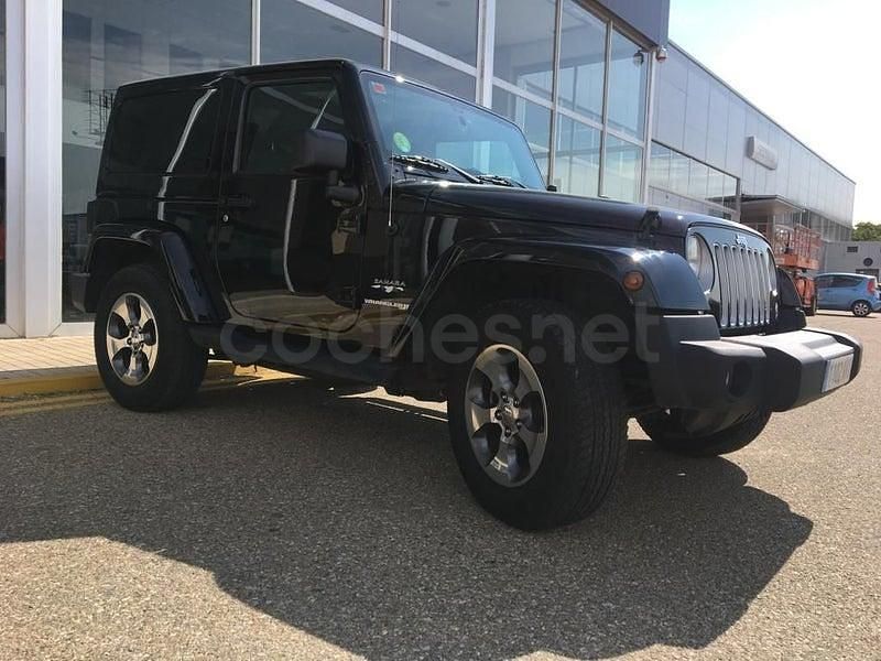 Usado Jeep Wrangler Sahara 200 CV (147 kW) 2018 Negro SUV