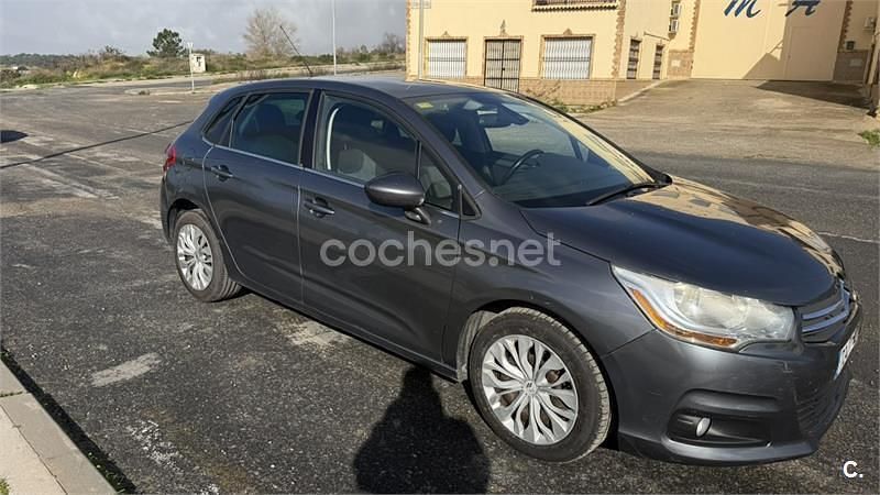 Begagnad Citroën C4 Seduction 92 HK (67 kW) 2011 Grå Sedan