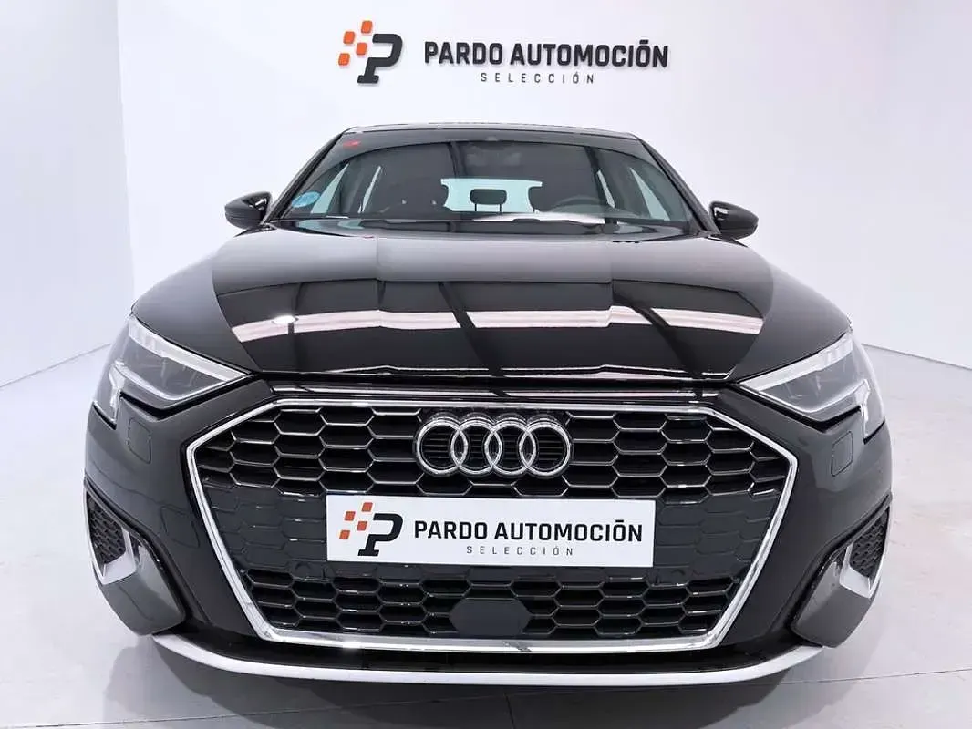 Usado Audi A3 Sportback Advanced Plus 116 CV (85 kW) 2021 Negro Utilitario