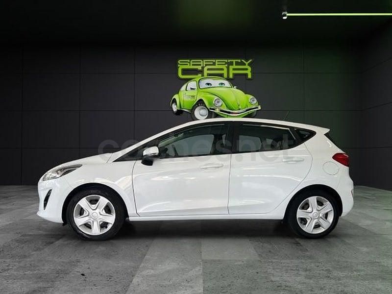 Usado Ford Fiesta Trend 85 CV (62 kW) 2019 Blanco Utilitario