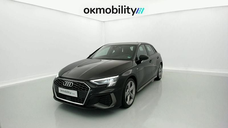 Mythosschwarz metálico Usado 2023 Audi A3 S-Line | 26.820 € - Imagen 1/4
