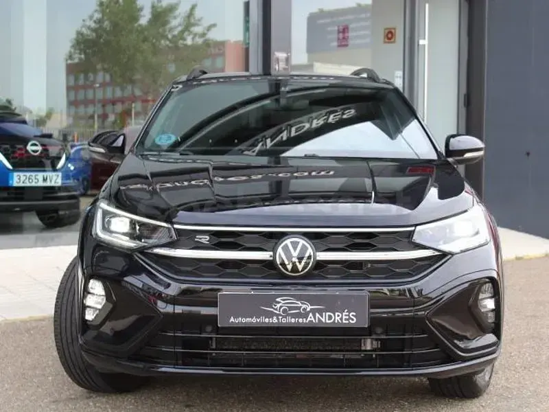 Usado VW Taigo R-line 110 CV (80 kW) 2023 Negro SUV