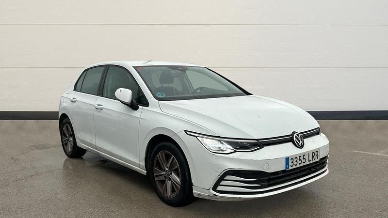 Blanco Usado 2021 VW Golf VIII Berlina | 18.400 € (Precio justo) - Imagen 1/4