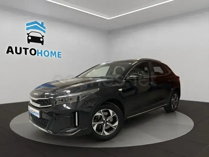 Usado Kia XCeed 120 CV (88 kW) 2023 Negro SUV