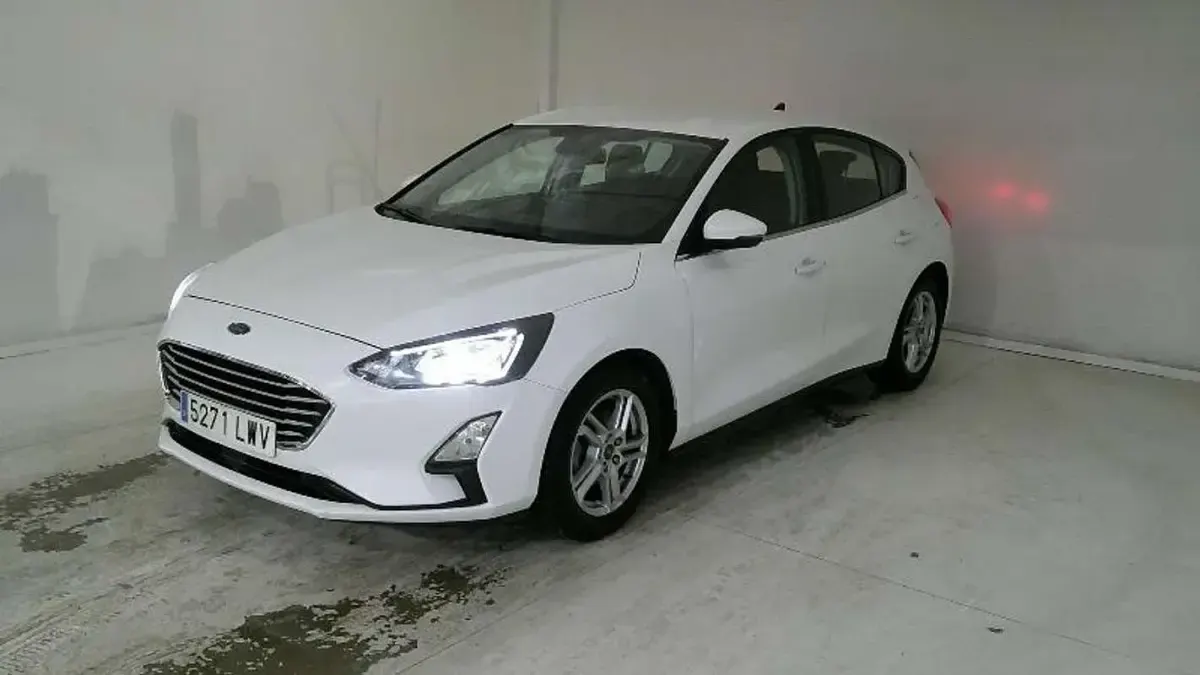 Usado Ford Focus Trend 95 CV (69 kW) 2022 Blanco Utilitario