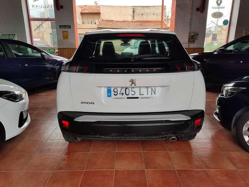 Usado Peugeot 2008 S 110 CV (80 kW) 2021 Blanco SUV