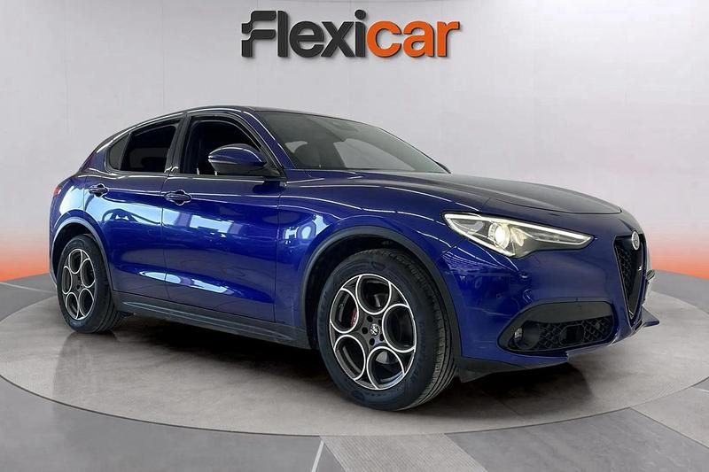 Azul Usado 2022 Alfa Romeo Stelvio Sprint SUV | 25.790 € (Precio justo) - Imagen 1/4
