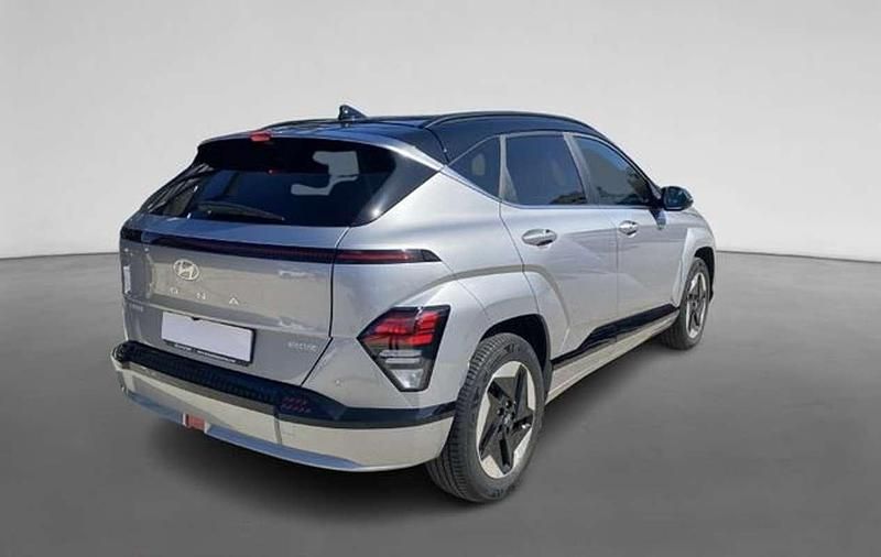 Usado Hyundai Kona Blackline 111 kW (151 CV) 2023 Negro SUV