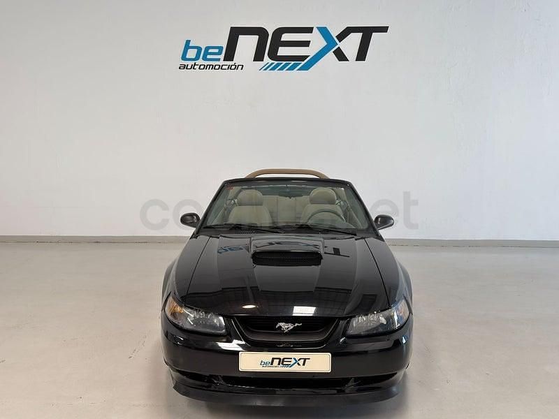 Usado Ford Mustang Convertible 314 CV (230 kW) 2003 Negro Descapotable