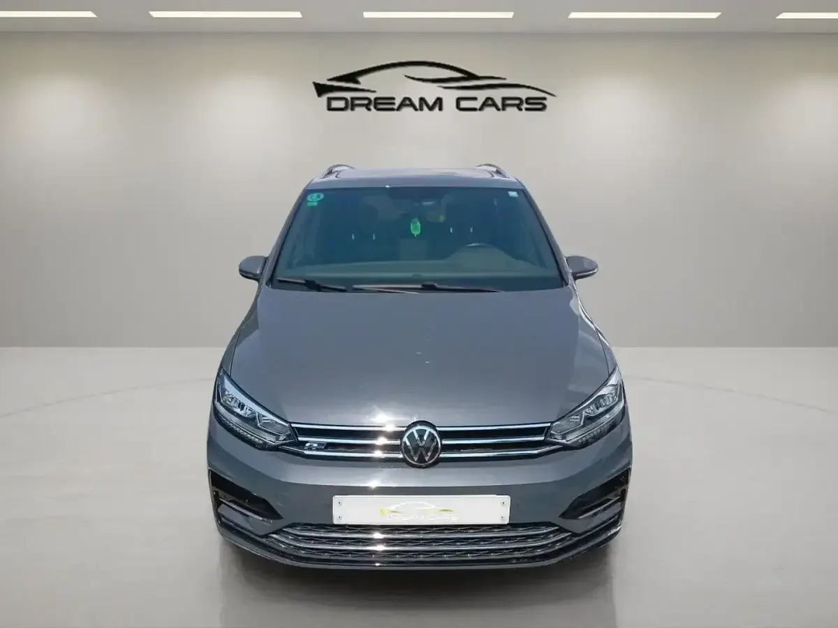 Usado VW Touran Sportline 150 CV (110 kW) 2022 Gris Monovolumen