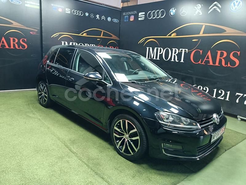 Negro Usado 2016 VW Golf Advance Berlina | 15.600 € (Precio justo) - Imagen 1/4