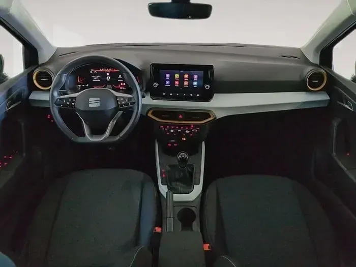 Usado Seat Arona Style 115 CV (84 kW) 2025 Gris SUV