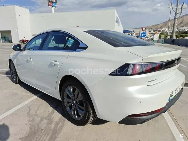 Usado Peugeot 508 Active 130 CV (95 kW) 2020 Blanco Berlina