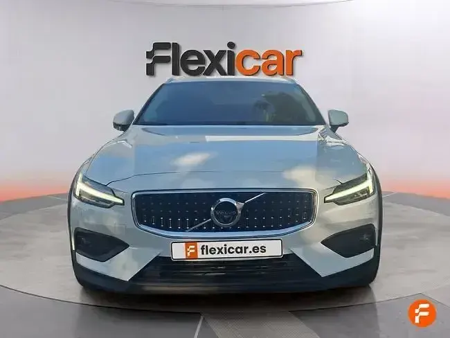 Usado Volvo V60 CC Pro 190 CV (139 kW) 2018 Blanco Familiar