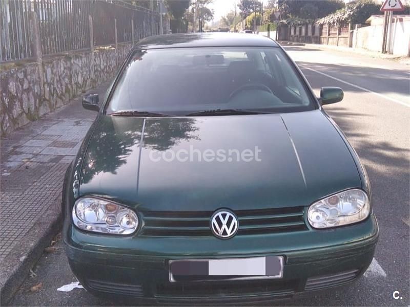 Usado VW Golf III Highline 100 CV (73 kW) 1998 Verde Berlina