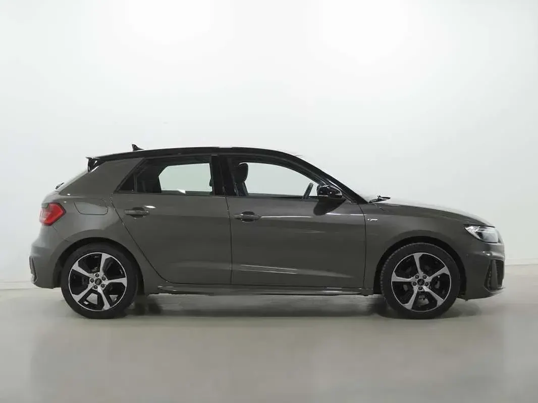 Usado Audi A1 Sportback 110 CV (80 kW) 2023 Gris Utilitario