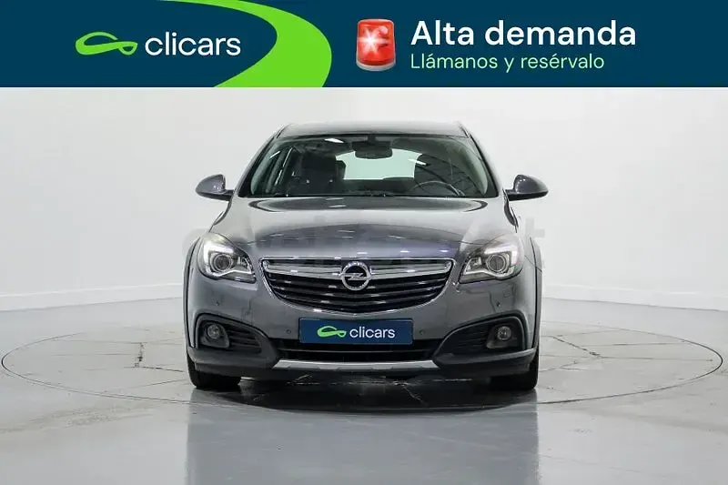 Usado Opel Insignia Selective 136 CV (100 kW) 2016 Gris / plata Berlina