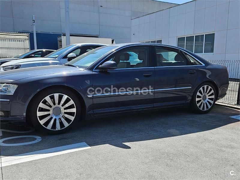 Azul Usado 2004 Audi A8 Berlina | 7500 € (Un poco caro) - Imagen 1/4