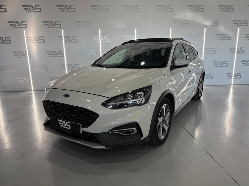 Beige Usado 2019 Ford Focus ST-Line Familiar | 18.900 € (Precio justo) - Imagen 1/4
