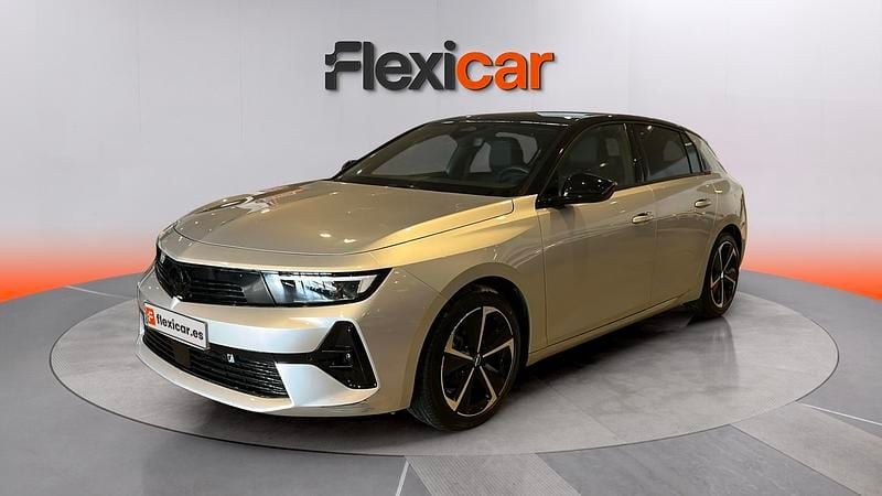 Usado Opel Astra Edition 131 CV (96 kW) 2025 Gris Berlina