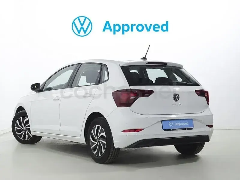 Usado VW Polo Life 95 CV (69 kW) 2023 Blanco Utilitario
